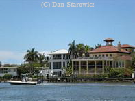 Bayfront homes on the North end.  (Clicking on the image will take you to the photo collection page)